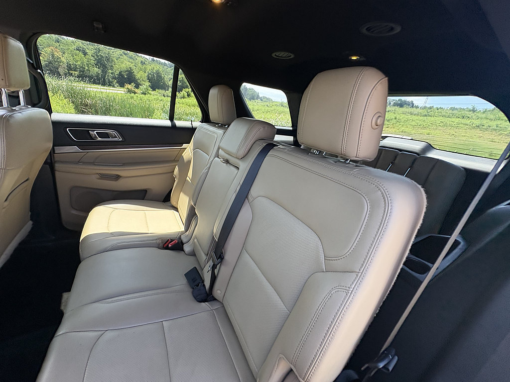Used 2016 Ford Explorer Limited AWD/4WD image 19