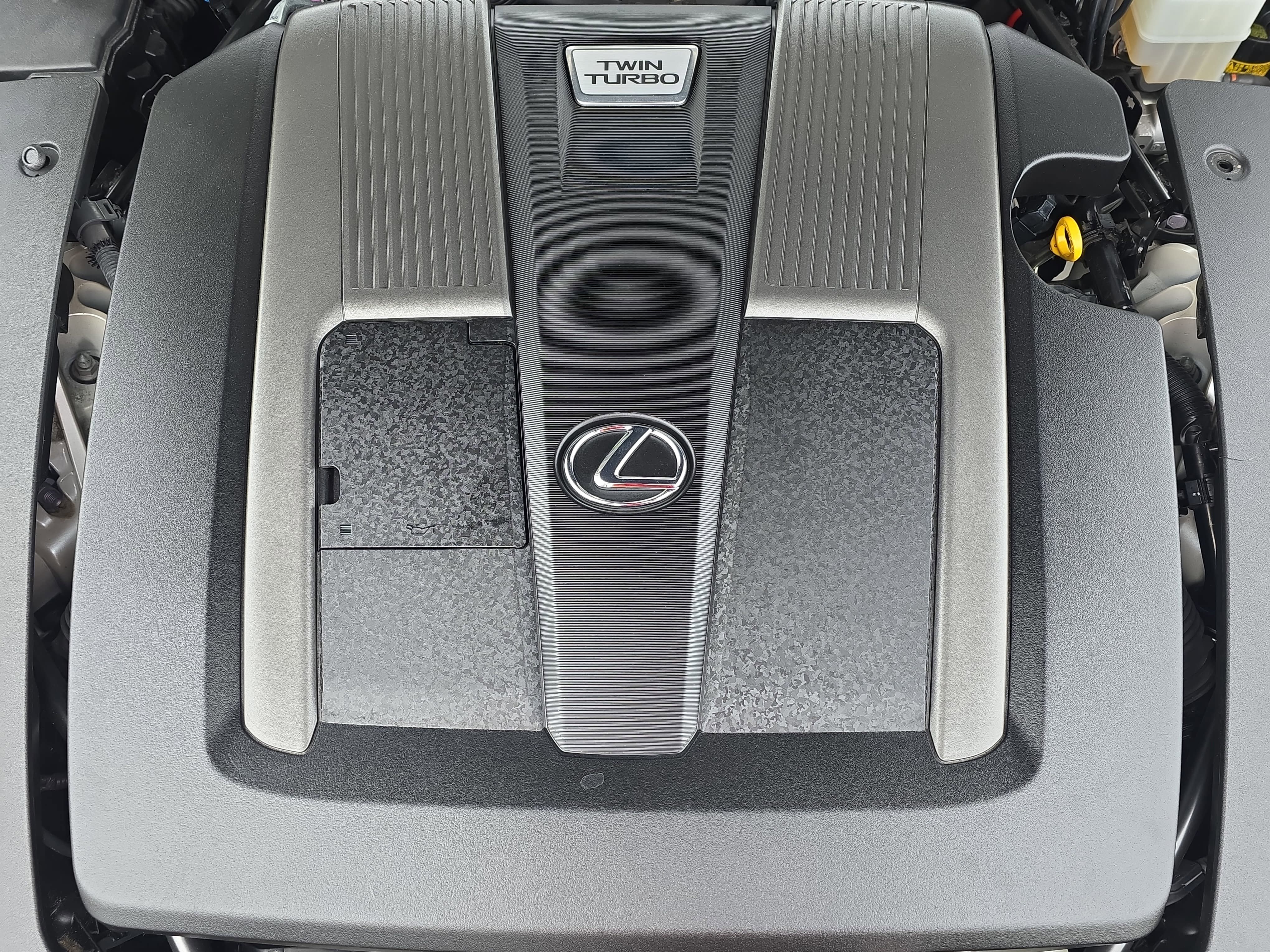 Used 2018 Lexus LS 500 w/ Executive Package RWD image 31