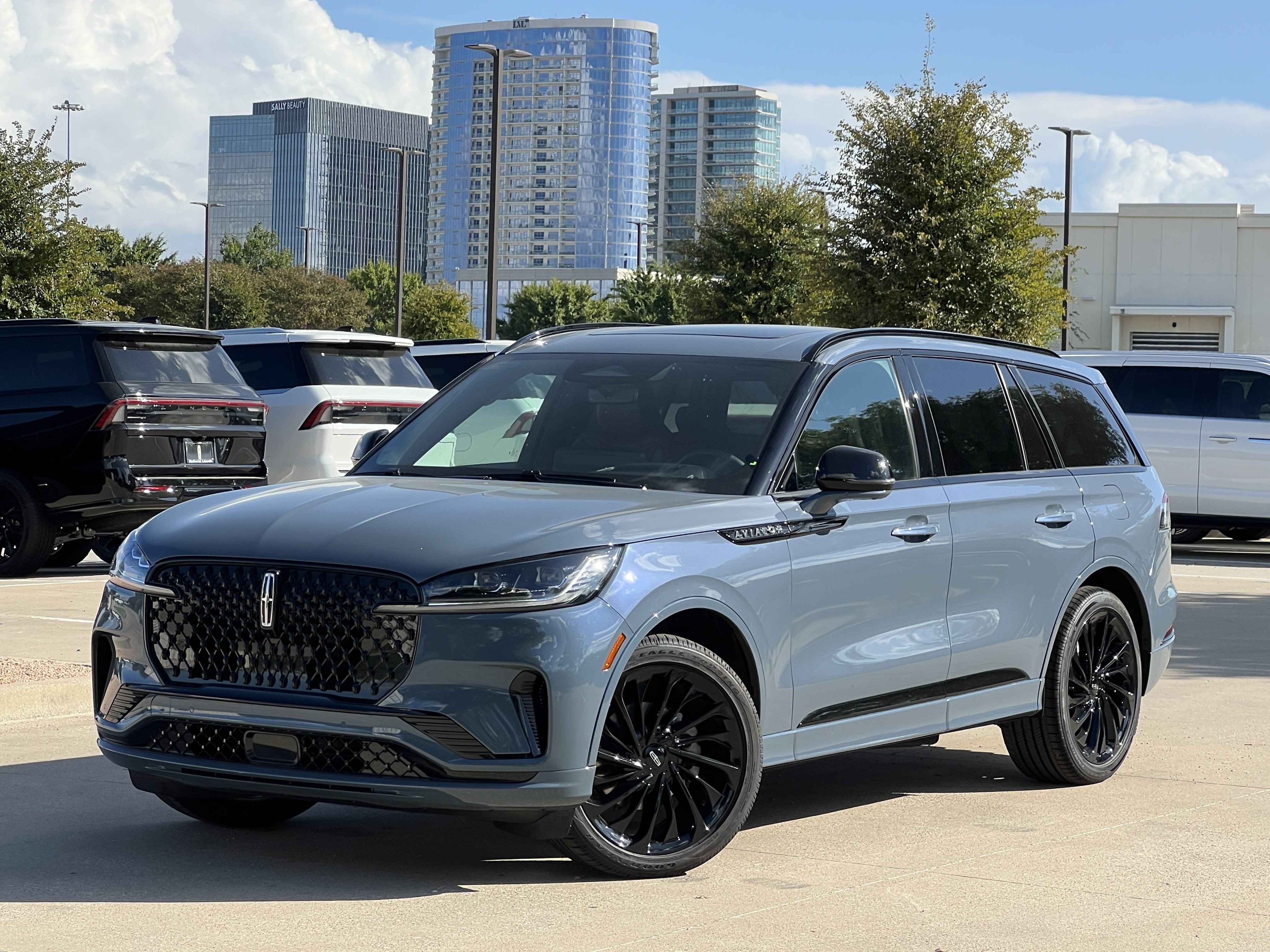 New 2026 Lincoln Aviator Reserve AWD/4WD image 1