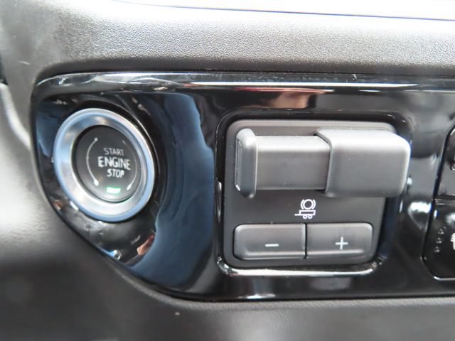 Certified 2025 GMC Sierra 1500 Elevation w/ Elevation Premium Package AWD/4WD image 37