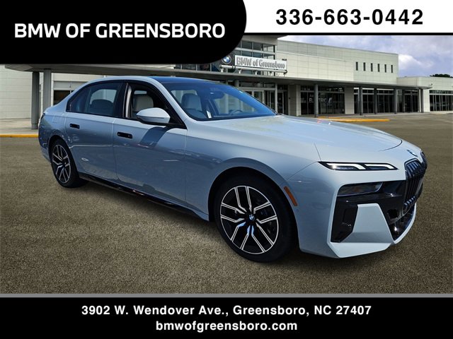 New 2025 BMW 760i xDrive