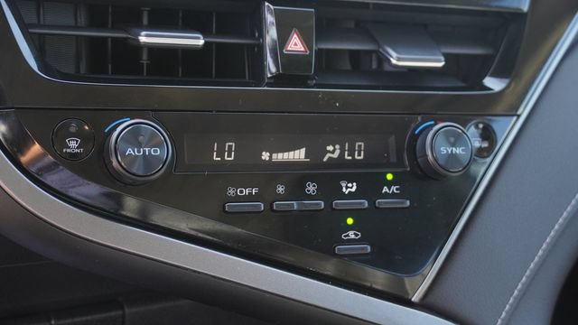 Used 2024 Toyota Camry XSE FWD image 23