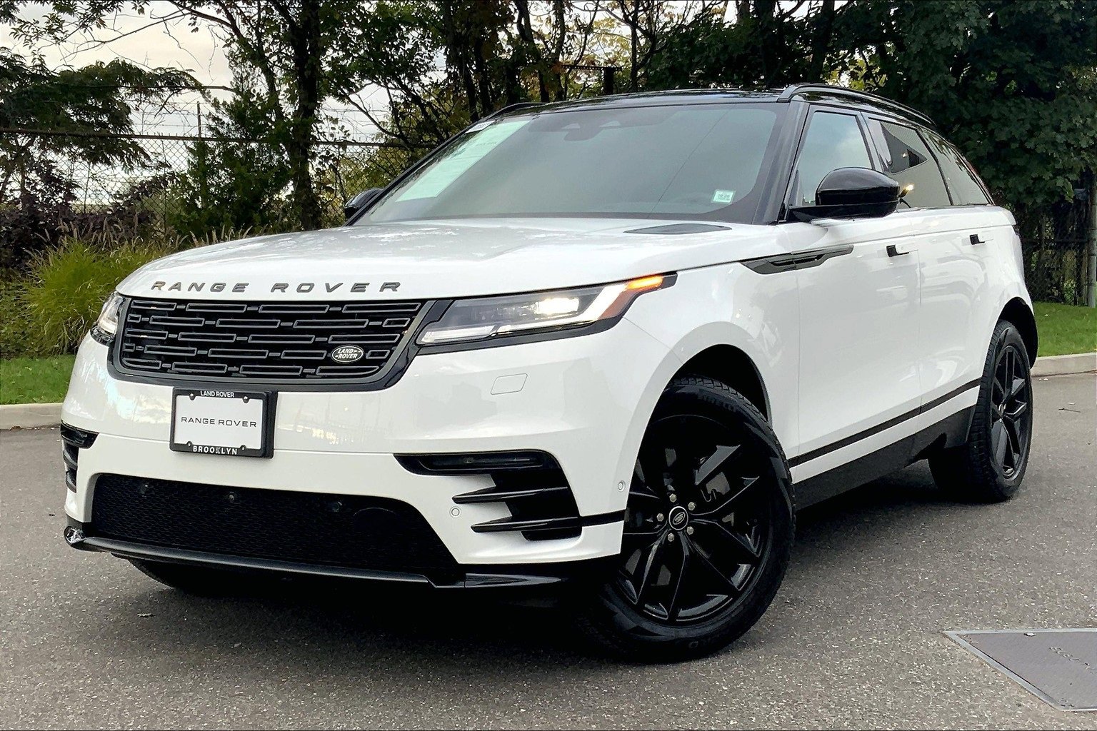Used 2026 Land Rover Range Rover Velar Dynamic SE