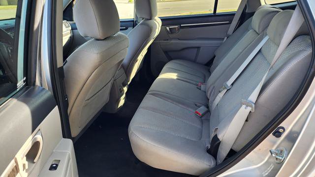 Used 2009 Hyundai Santa Fe GLS FWD image 15