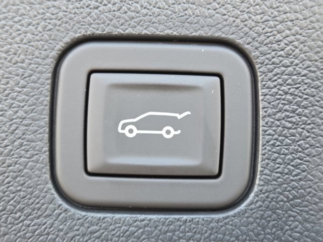 New 2027 Chevrolet Equinox LT w/ Convenience Package II FWD image 19