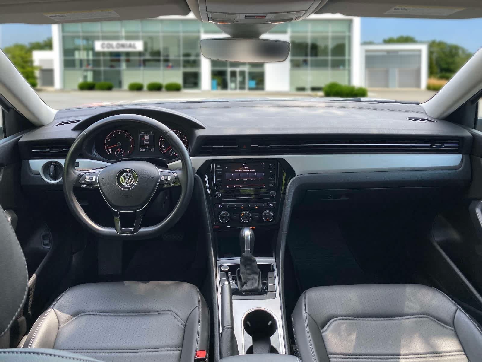 Used 2020 Volkswagen Passat 2.0T SE FWD image 19