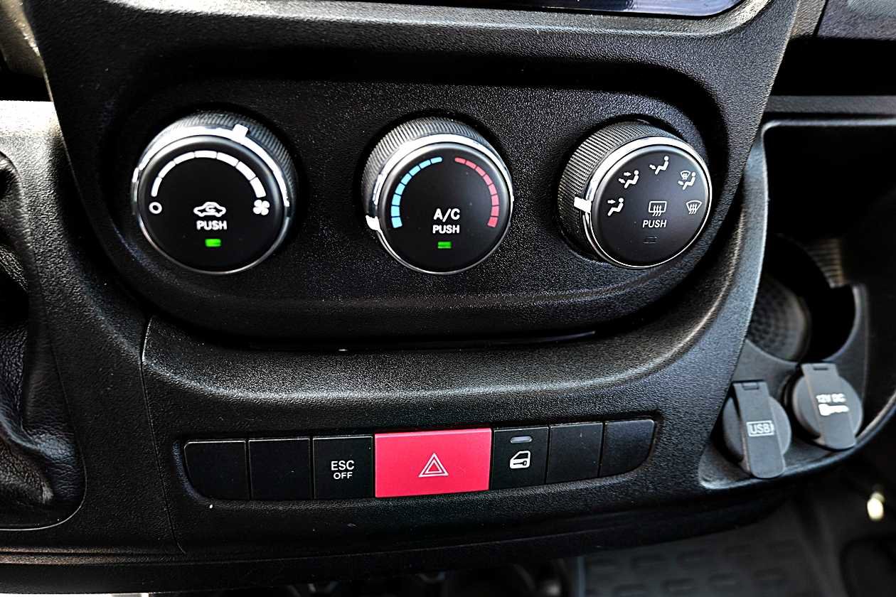 Used 2021 RAM ProMaster 2500 FWD image 10