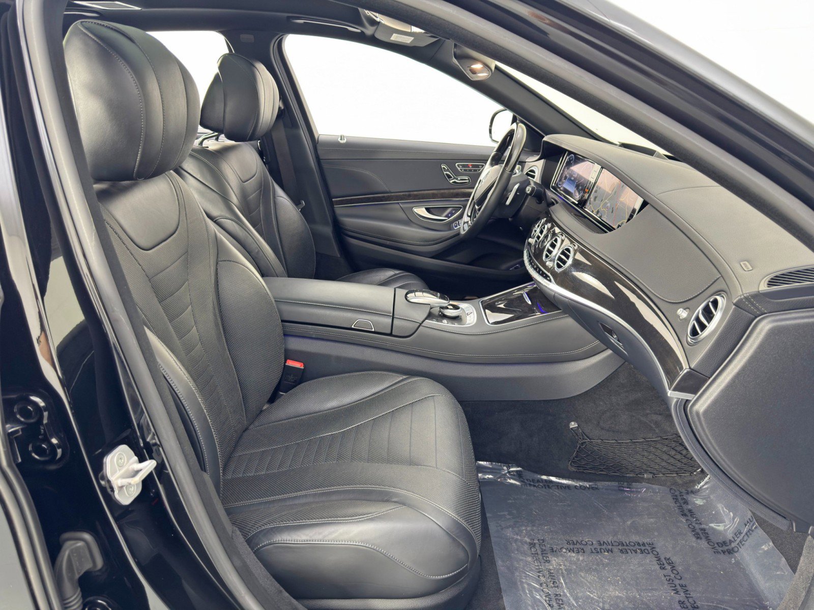 Used 2015 Mercedes-Benz S 550 Sedan image 15