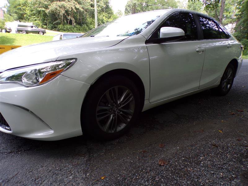Used 2017 Toyota Camry SE FWD image 5