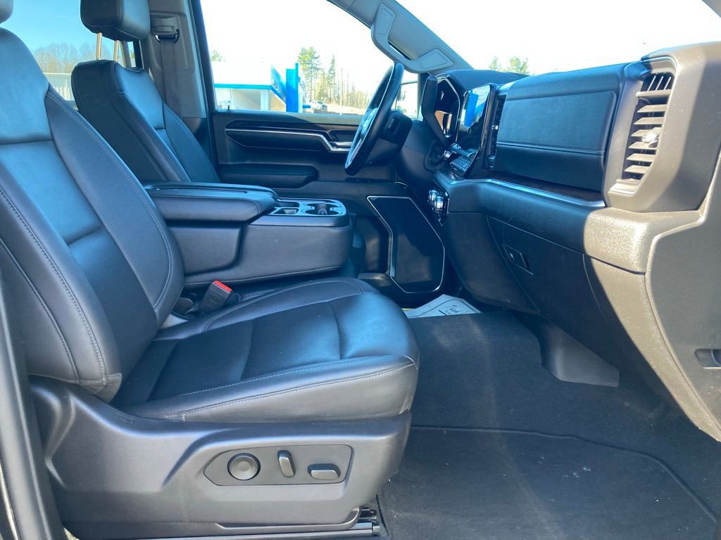 Used 2024 GMC Sierra 1500 SLT AWD/4WD image 49