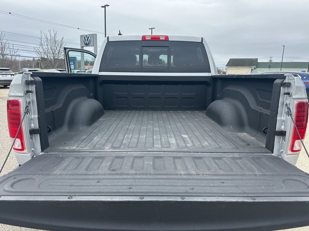 Used 2018 RAM 1500 Laramie w/ Convenience Group AWD/4WD image 33