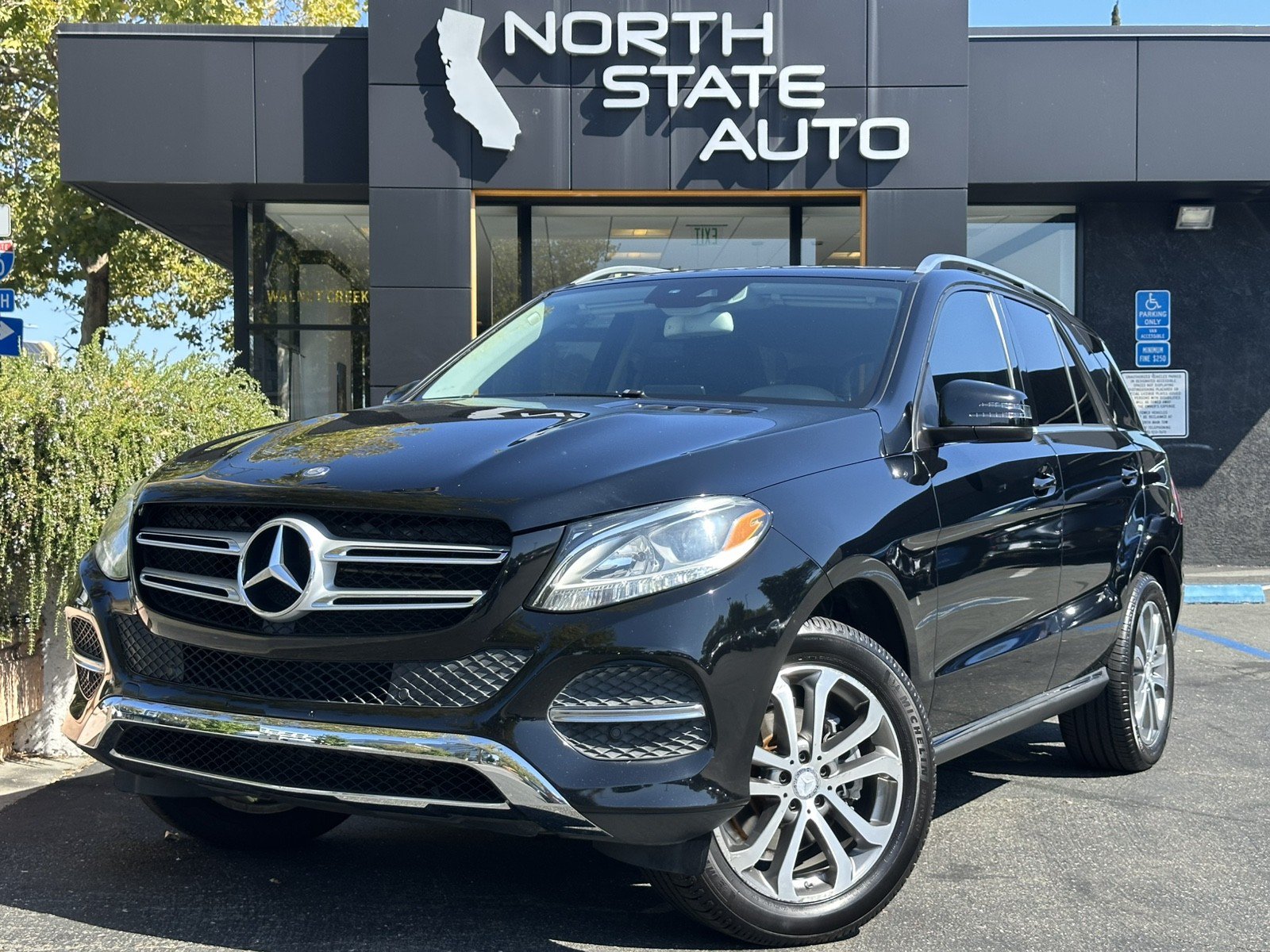 Used 2016 Mercedes-Benz GLE 350 image 2