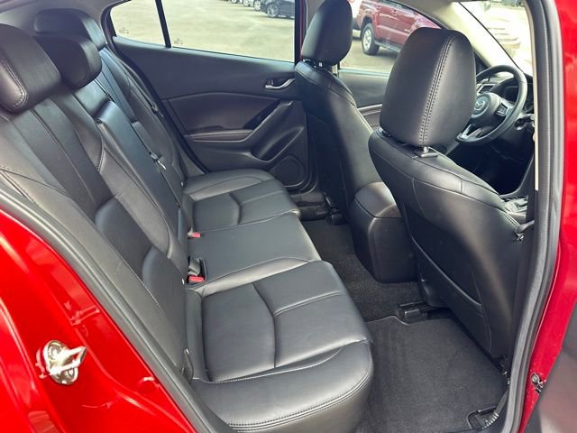 Used 2017 MAZDA MAZDA3 Touring FWD image 11