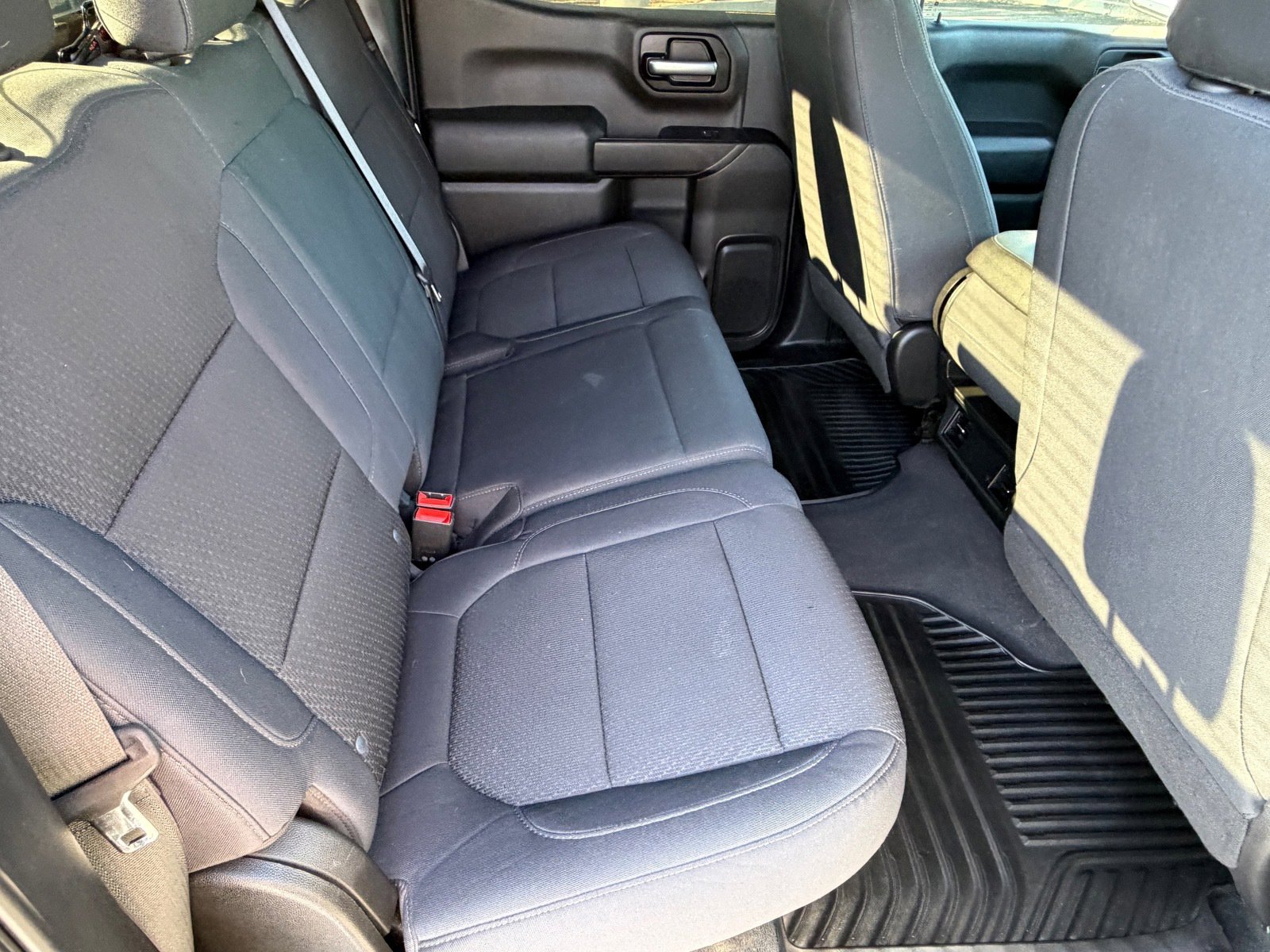 Used 2019 Chevrolet Silverado 1500 Custom w/ Custom Value Package image 12