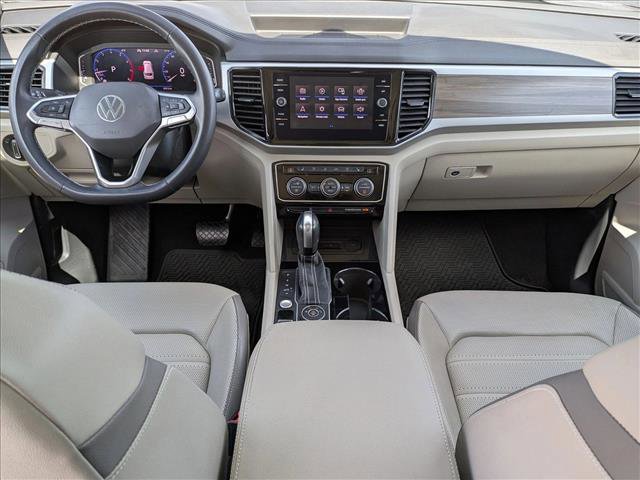 Used 2021 Volkswagen Atlas SEL Premium image 19