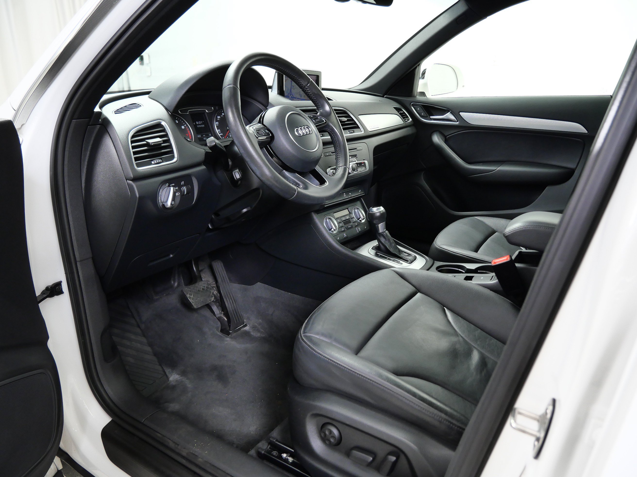 Used 2015 Audi Q3 2.0T Premium Plus AWD/4WD image 13