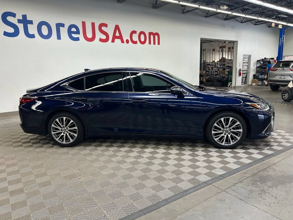 Used 2019 Lexus ES 350 w/ Premium Package FWD image 13