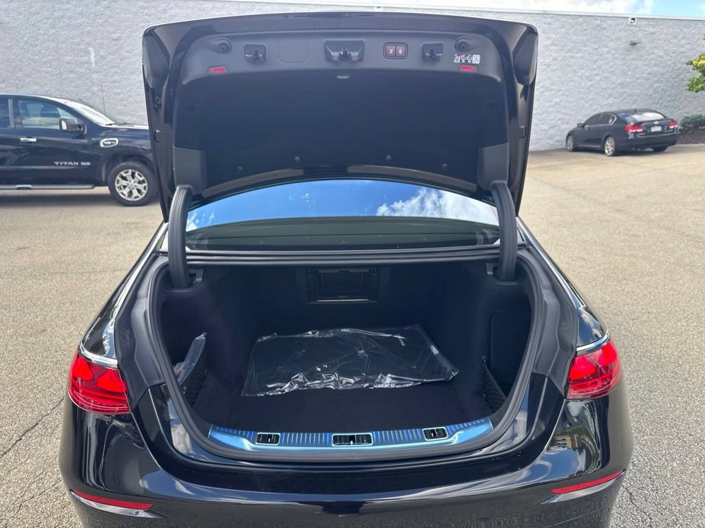New 2027 Mercedes-Benz S 580 4MATIC Sedan image 14