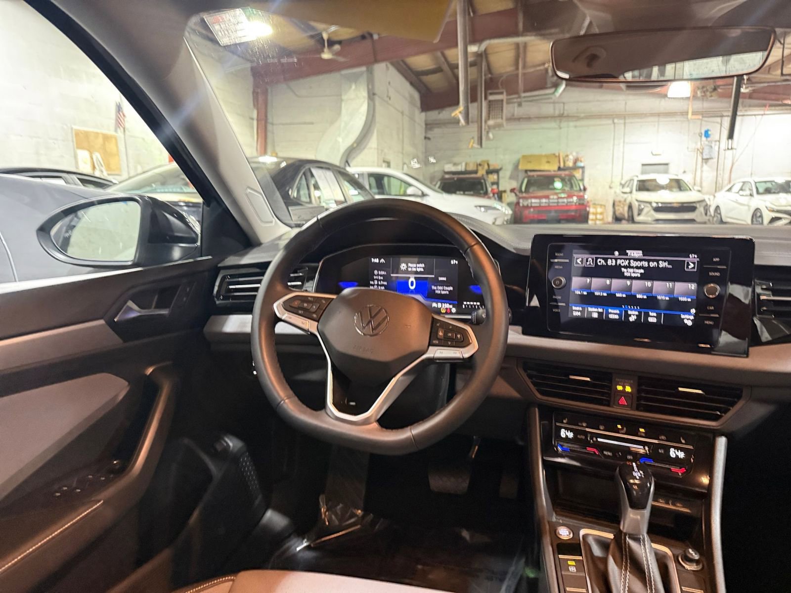 Used 2025 Volkswagen Jetta SE image 34