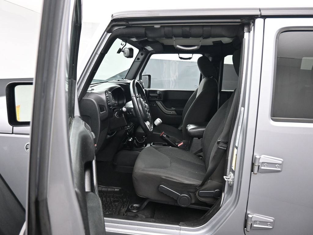Used 2016 Jeep Wrangler Unlimited Sport AWD/4WD image 11