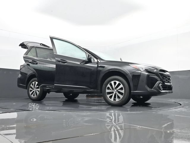 Used 2024 Subaru Outback Premium AWD/4WD image 34