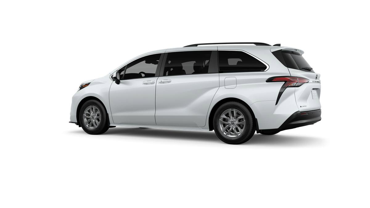 New 2026 Toyota Sienna XLE AWD/4WD image 5