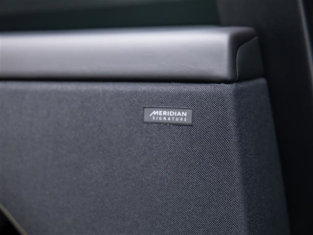 New 2026 Land Rover Range Rover Sport SV AWD/4WD image 32