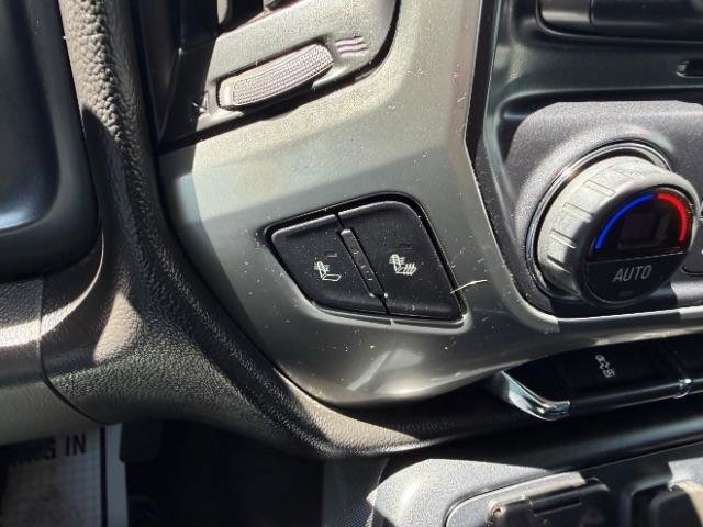 Used 2018 Chevrolet Silverado 1500 LT w/ All Star Edition AWD/4WD image 29