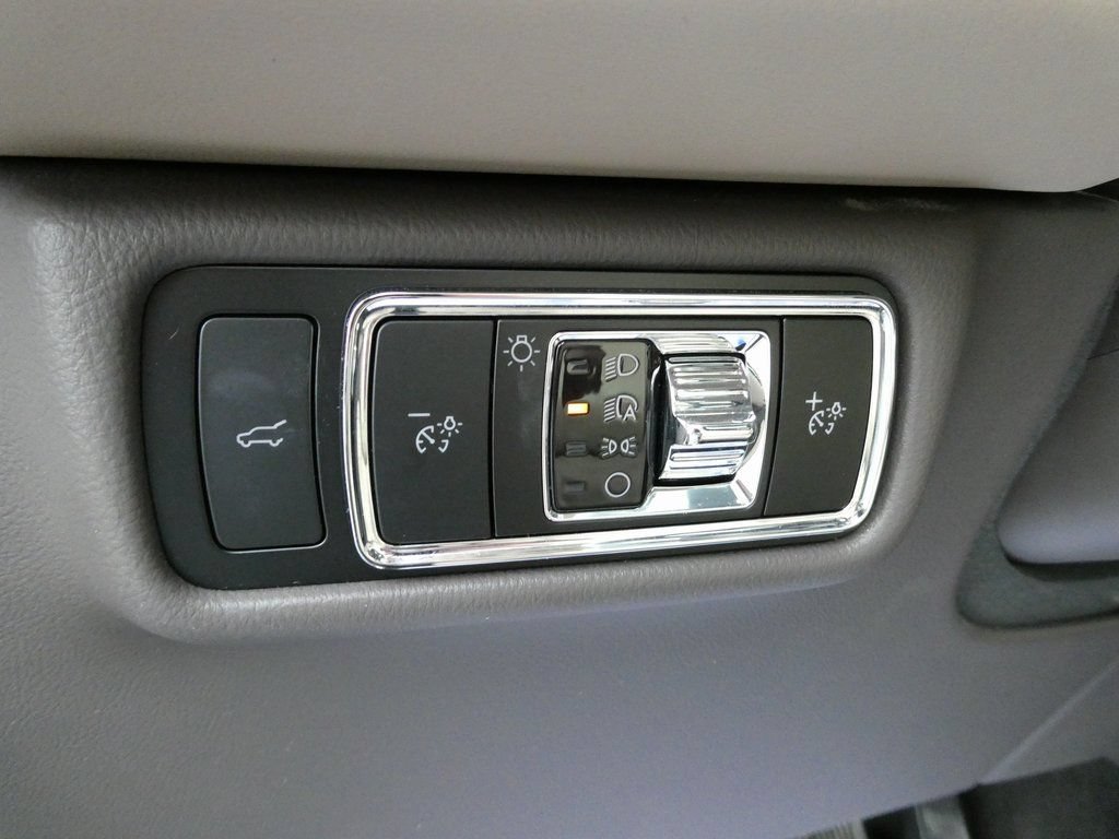 Used 2024 Lincoln Aviator Reserve w/ Equipment Group 201A AWD/4WD image 27