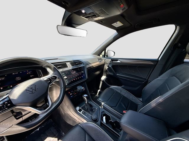 Used 2022 Volkswagen Tiguan SEL R-Line AWD/4WD image 20