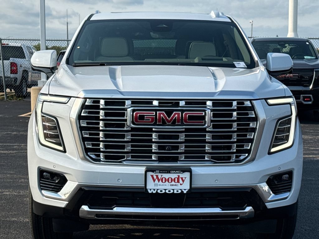 New 2026 GMC Yukon XL Denali w/ Denali Reserve Package AWD/4WD image 4