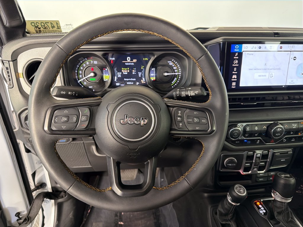 Used 2024 Jeep Wrangler Unlimited w/ Convenience Group AWD/4WD image 12