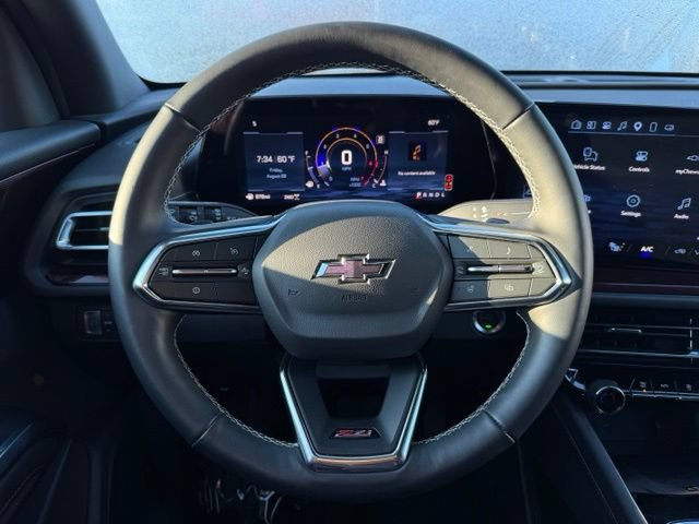 Certified 2025 Chevrolet Traverse Z71 w/ Driver Confidence Package AWD/4WD image 35