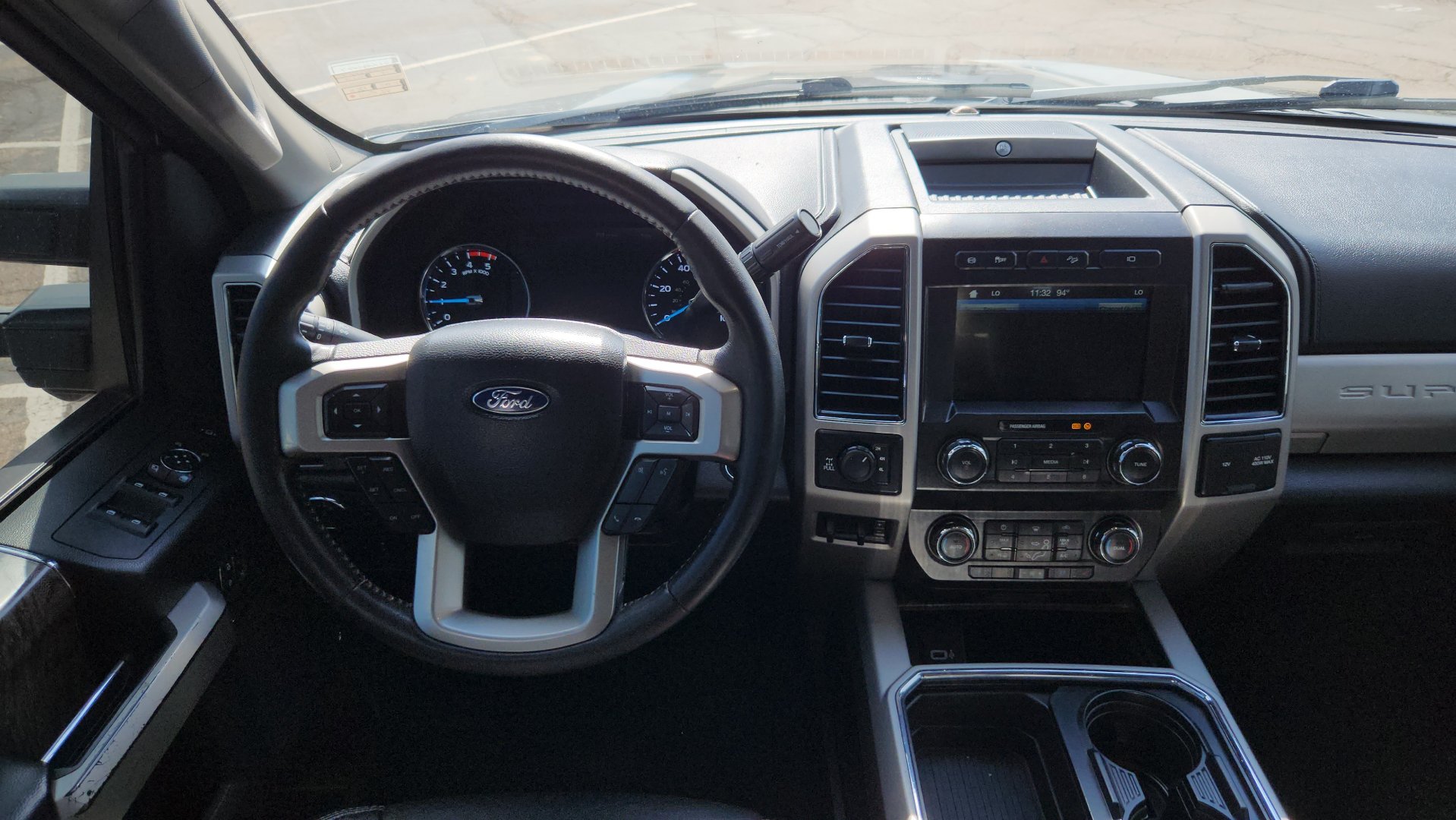 Used 2019 Ford F350 Lariat w/ Lariat Ultimate Package AWD/4WD image 18