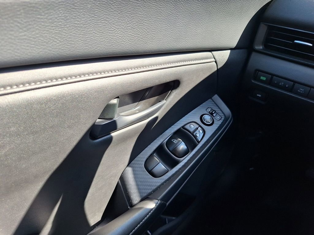 Used 2024 Nissan Sentra S image 18
