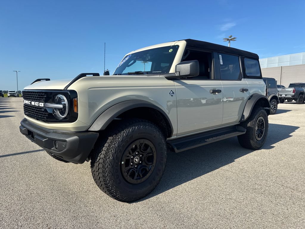 New 2026 Ford Bronco Outer Banks w/ Sasquatch Package AWD/4WD image 2