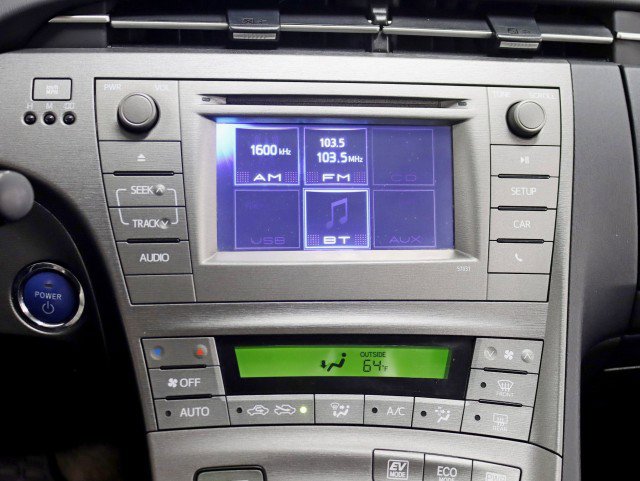 Used 2012 Toyota Prius Two image 17