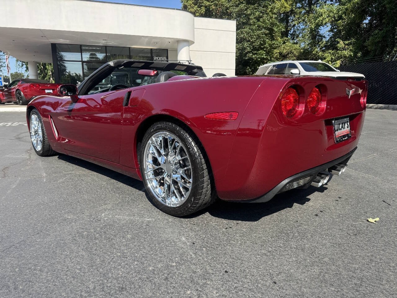 Used 2005 Chevrolet Corvette Convertible w/ Preferred Equipment Group RWD image 6