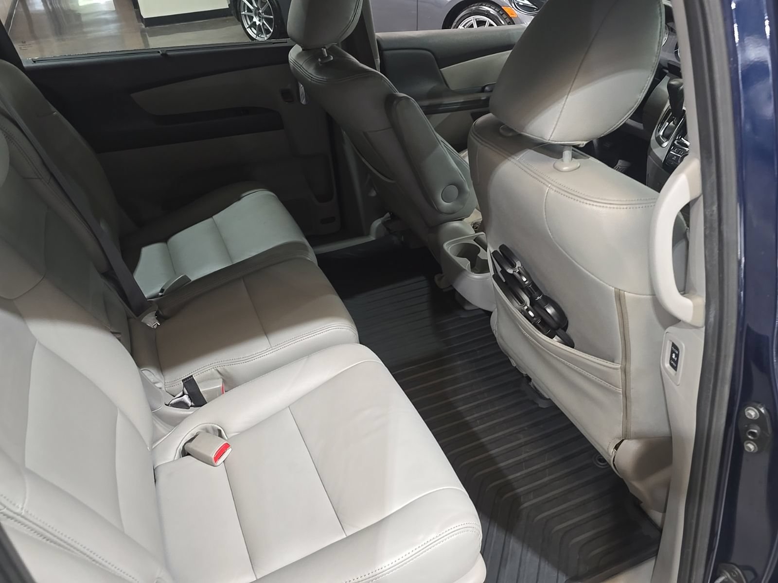Used 2016 Honda Odyssey SE image 19