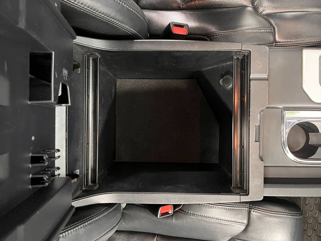 Used 2018 Toyota Tundra Platinum AWD/4WD image 31