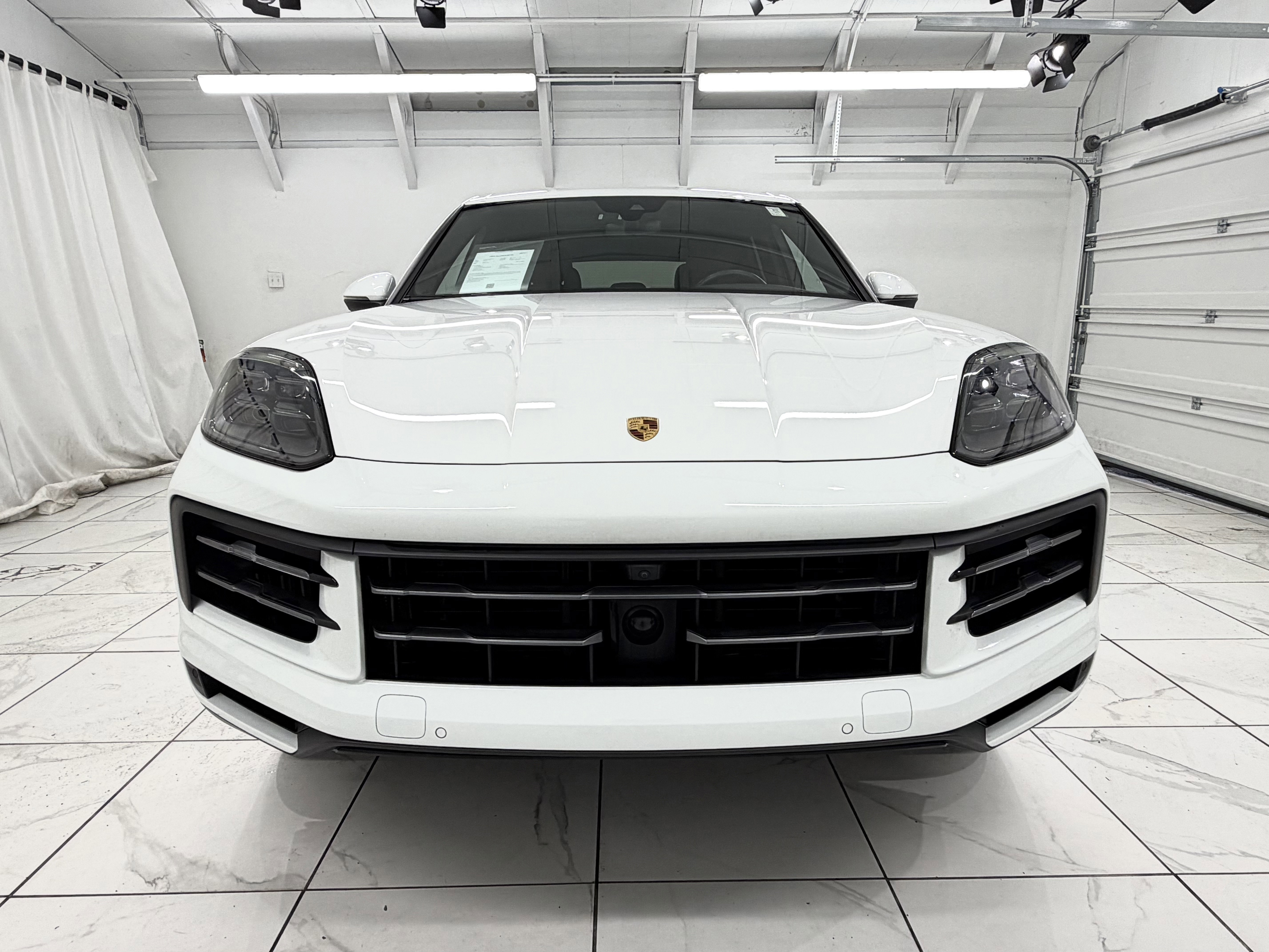 Certified 2024 Porsche Cayenne S image 9