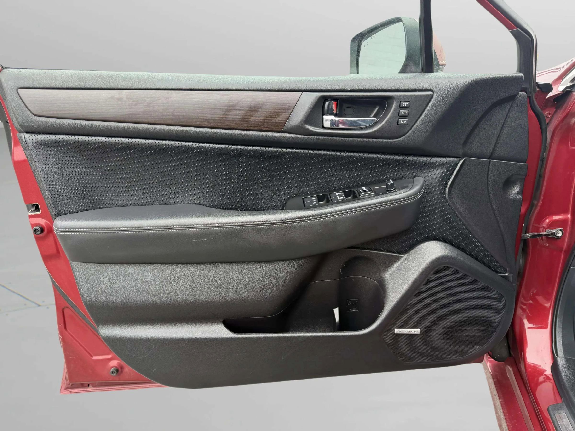 Used 2016 Subaru Legacy 2.5i Limited image 13