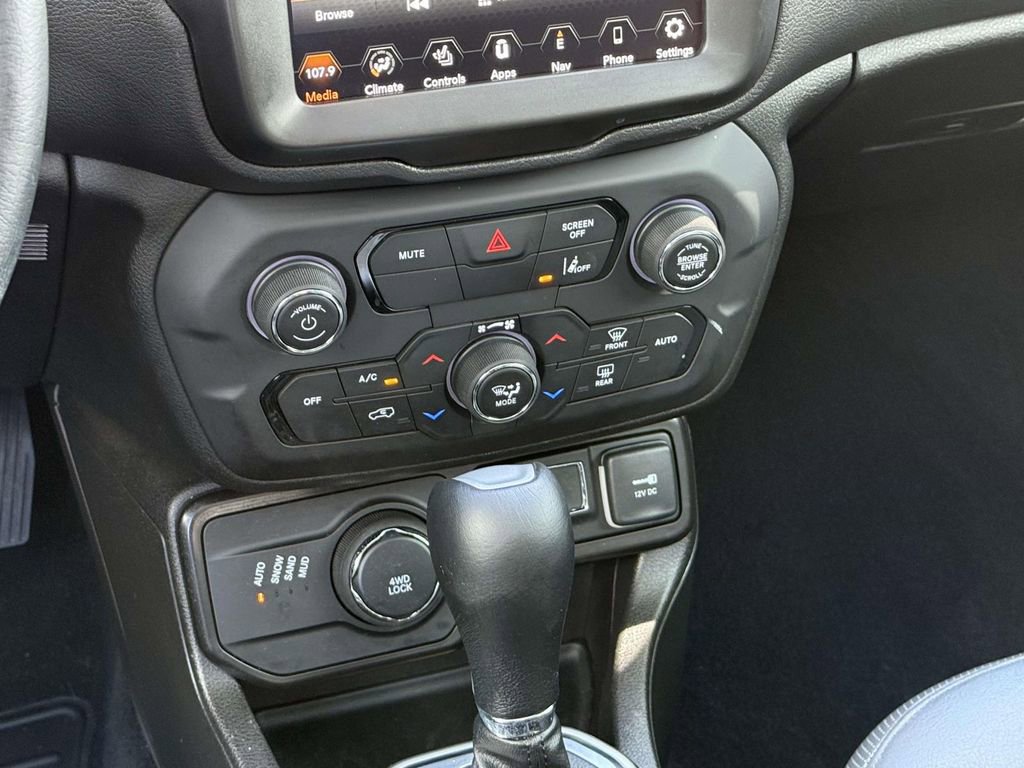 Used 2022 Jeep Renegade Limited w/ Sun, Sound & Wheels Group image 17