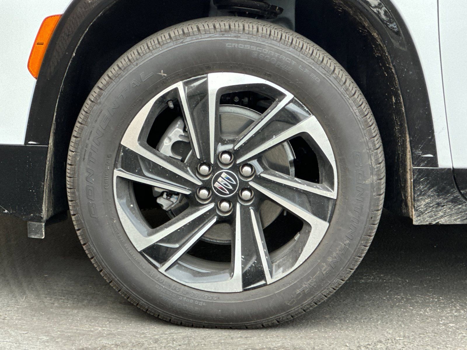 New 2026 Buick Enclave Sport Touring w/ Power Package FWD image 27