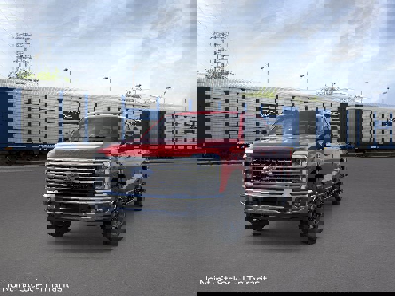 New 2026 Ford F350 4x4 Crew Cab Super Duty image 2
