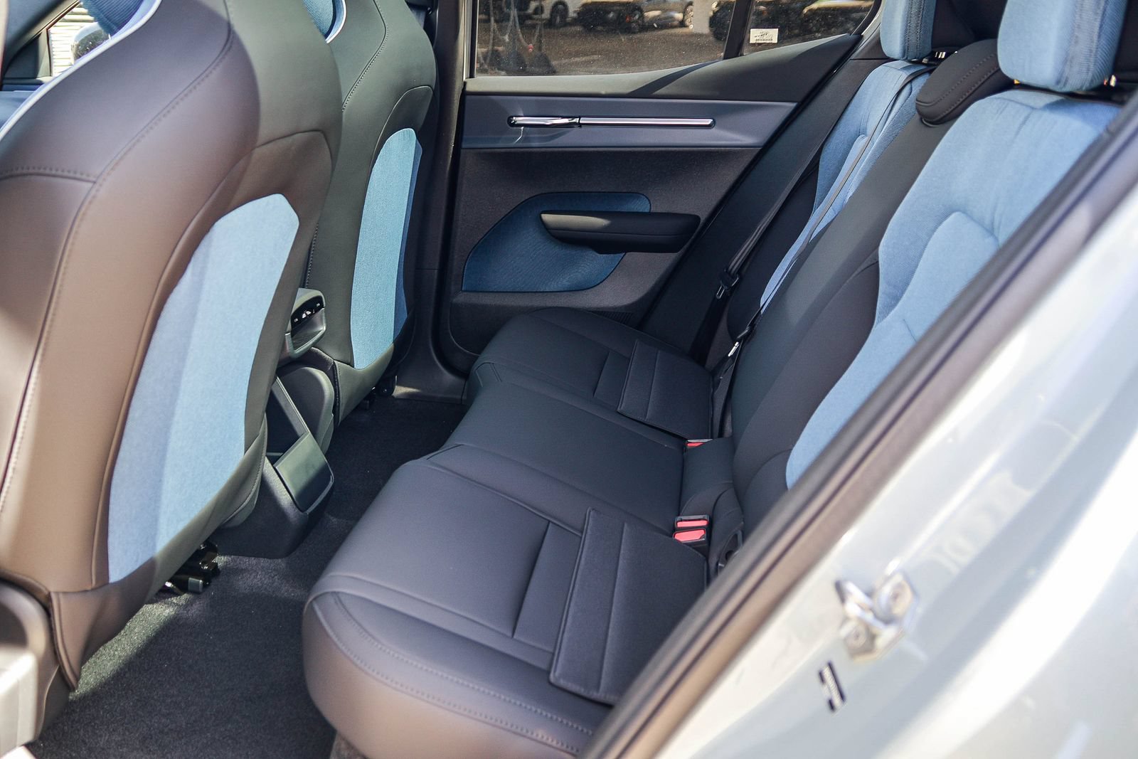 New 2026 Volvo EX30 Plus w/ Protection Package AWD/4WD image 18