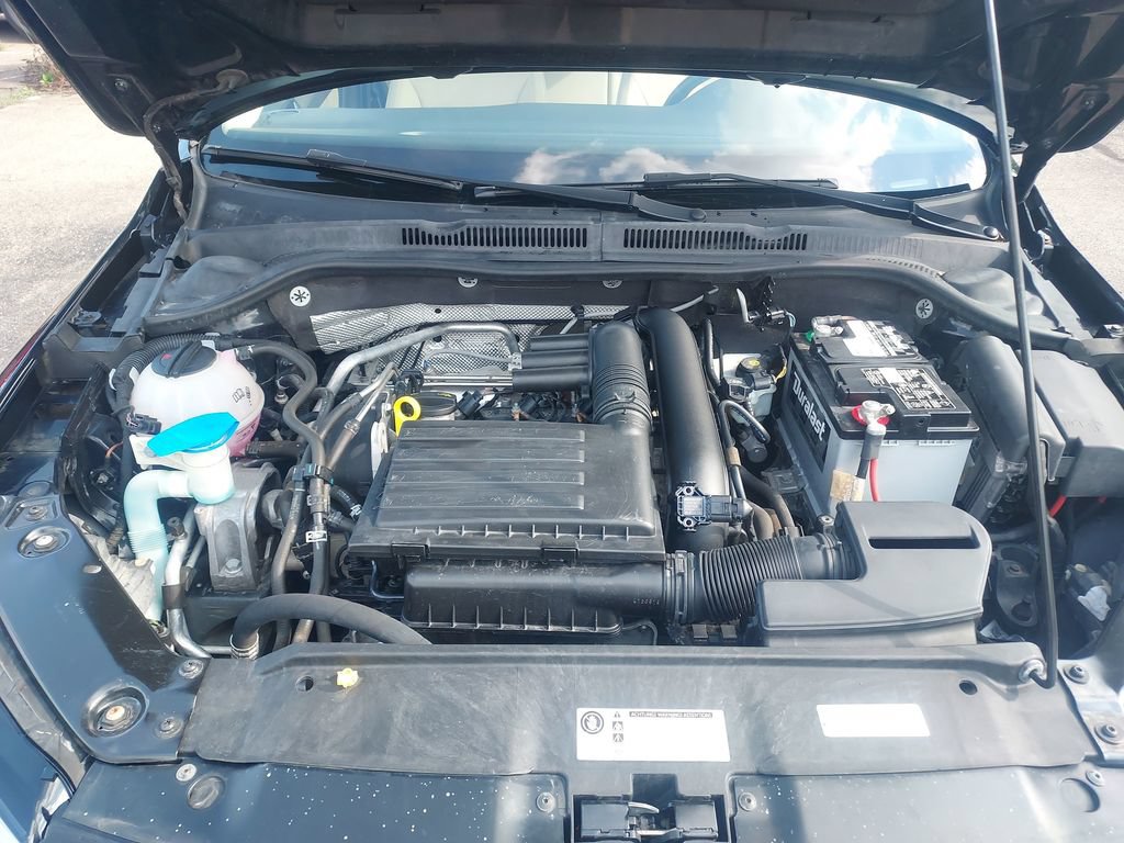 Used 2017 Volkswagen Jetta SE FWD image 33