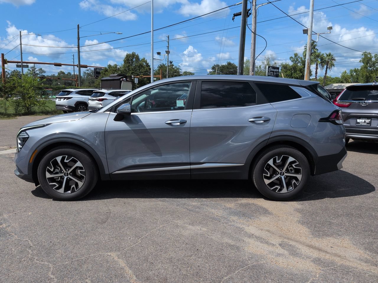 Certified 2024 Kia Sportage EX FWD image 8