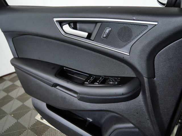 Certified 2018 Ford Edge SEL w/ Class II Trailer Tow Package AWD/4WD image 25