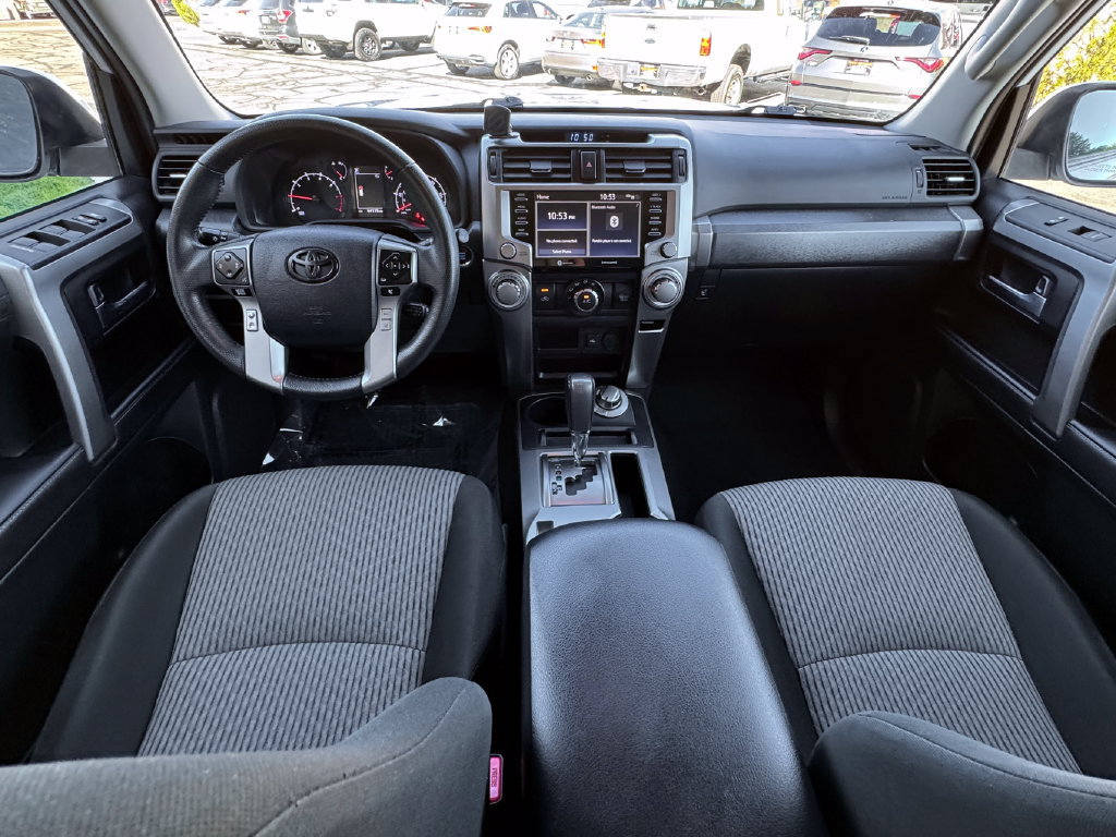 Used 2022 Toyota 4Runner SR5 AWD/4WD image 34
